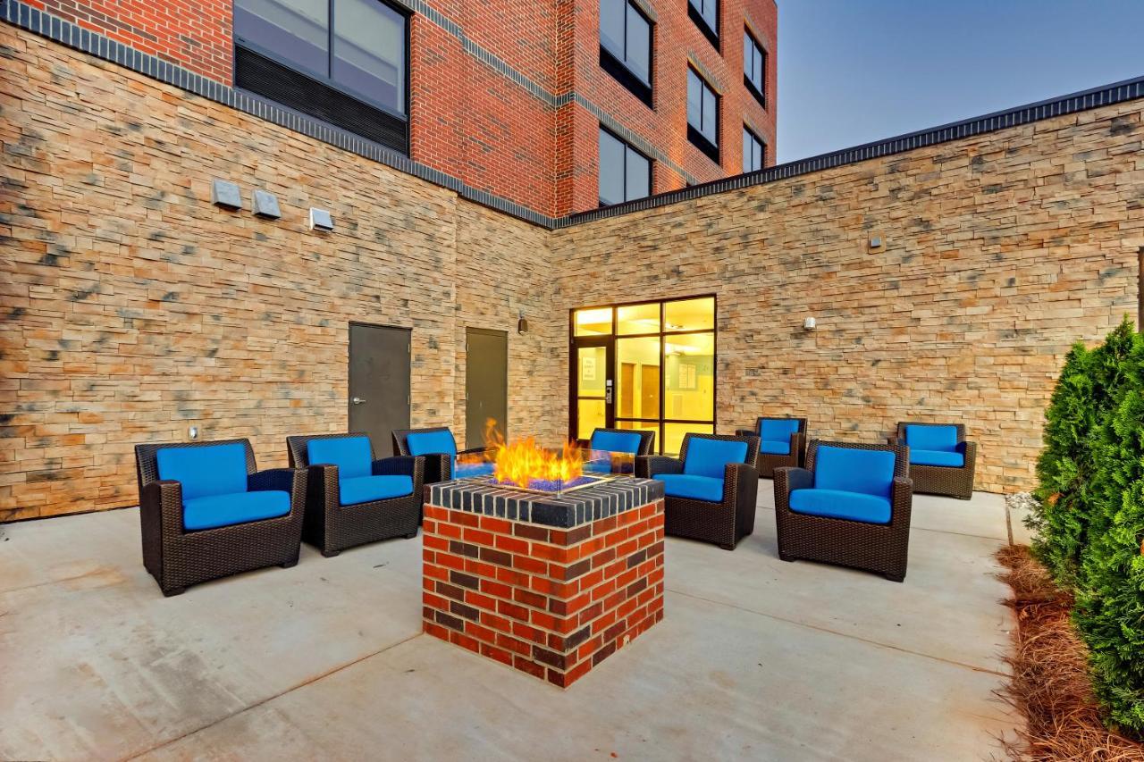 Holiday Inn Express & Suites - Winston - Salem Sw - Clemmons By Ihg Extérieur photo